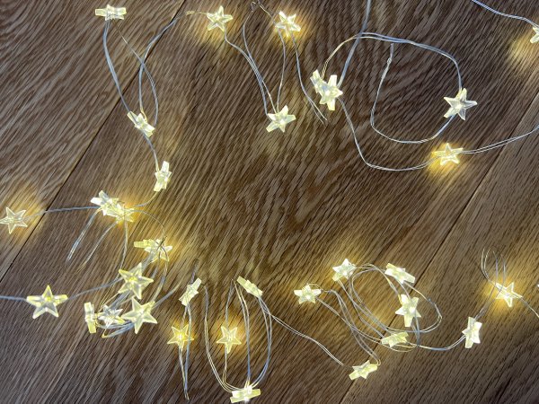 LED-LICHTERDRAHT, silber, 40 Sterne, 4 m