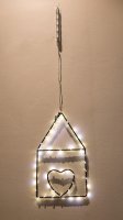 LED-LICHTHAUS MIT HERZ, 27 cm, schwarz, mit Batteriestick und Timer