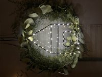 LED-LICHTHAUS MIT HERZ, 27 cm, schwarz, mit Batteriestick und Timer